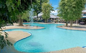 Almont Inland Resort